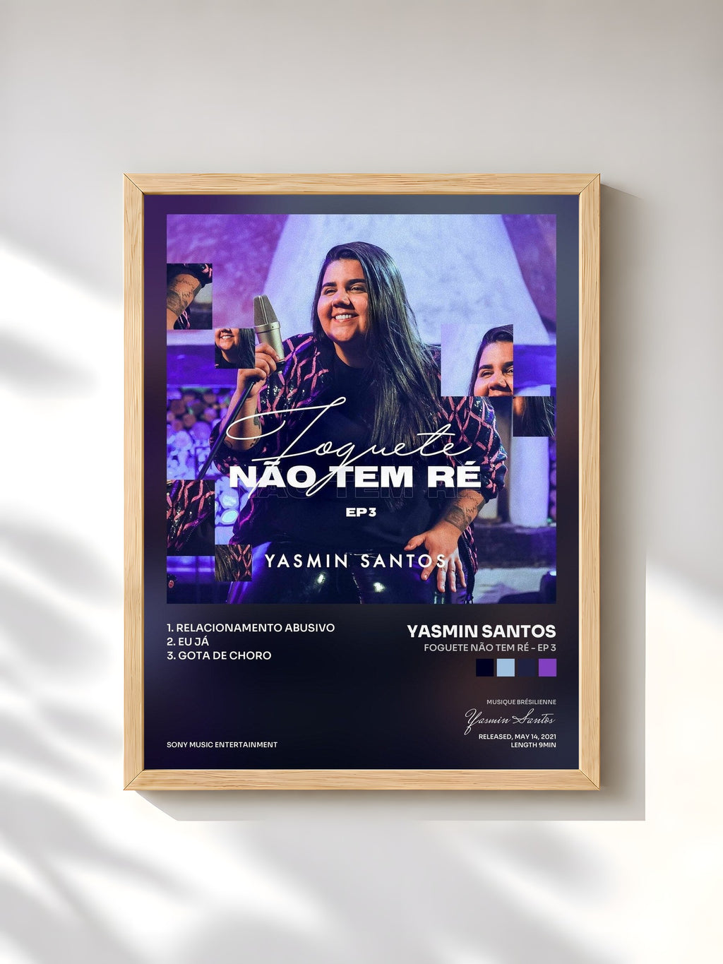 #bois Tableau de l'album Foguete Não Tem Ré - EP 3 de Yasmin Santos, cadre en bois brut, imprimé et encadré en France
