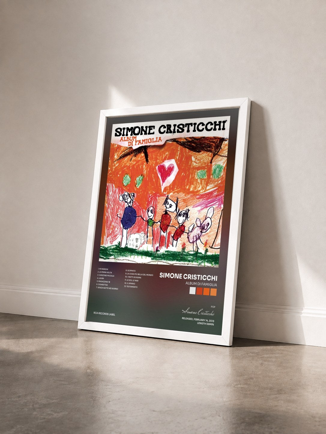 #blanc Tableau de l'album Album di famiglia de Simone Cristicchi vu de trois quarts, cadre blanc