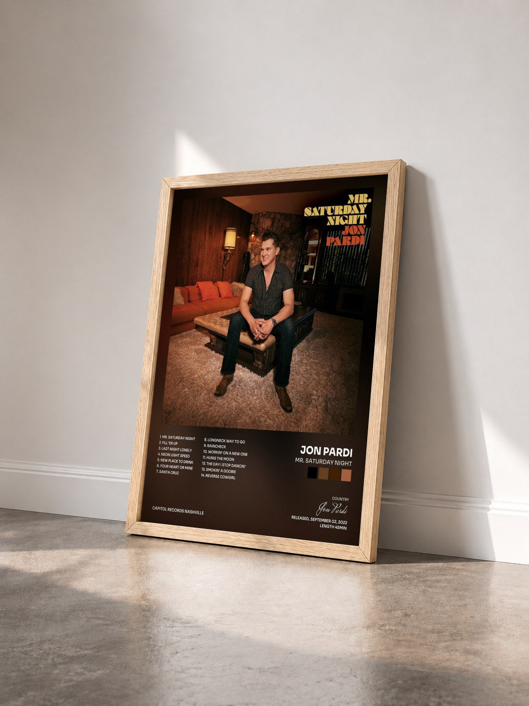 #bois Tableau de l'album Mr. Saturday Night de Jon Pardi vu de trois quarts, cadre en bois brut