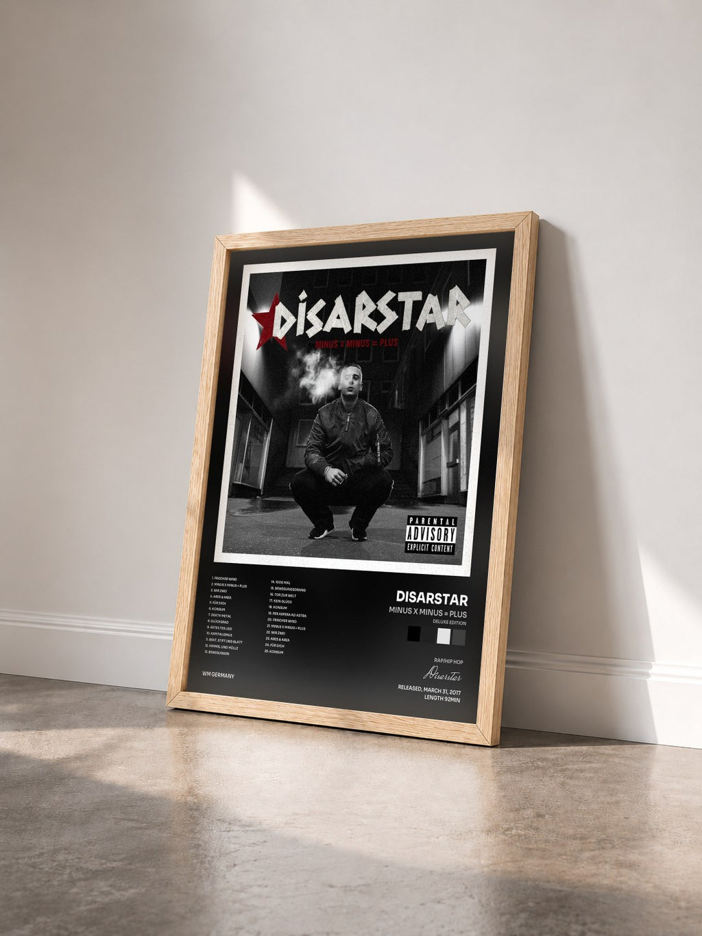 #bois Tableau de l'album MINUS x MINUS = PLUS (Deluxe Edition) de Disarstar vu de trois quarts, cadre en bois brut