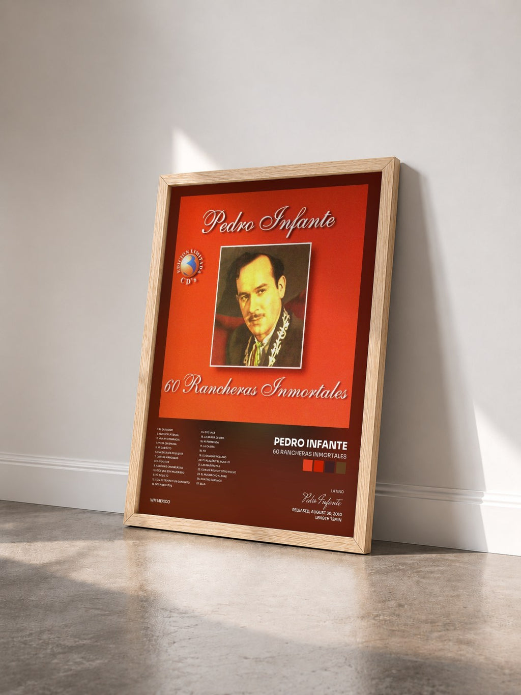 #bois Tableau de l'album 60 Rancheras Inmortales de Pedro Infante vu de trois quarts, cadre en bois brut