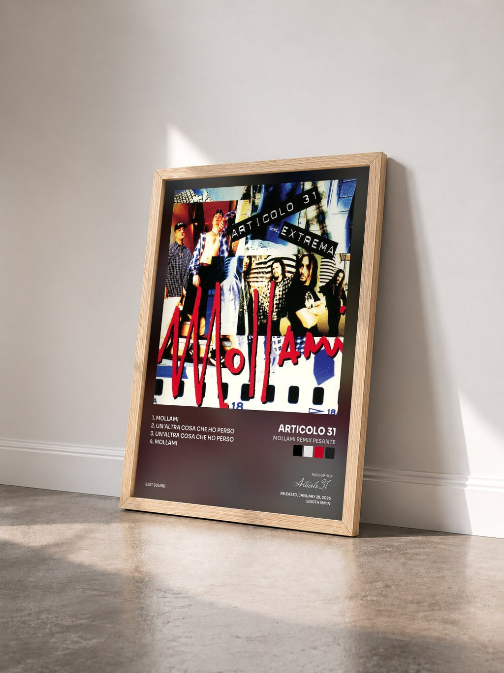 #bois Tableau de l'album Mollami Remix Pesante de Articolo 31 vu de trois quarts, cadre en bois brut