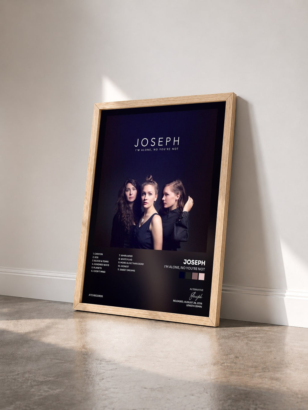 #bois Tableau de l'album I'm Alone, No You're Not de Joseph vu de trois quarts, cadre en bois brut