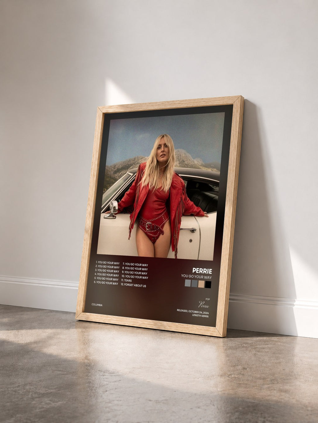 #bois Tableau de l'album You Go Your Way de Perrie vu de trois quarts, cadre en bois brut