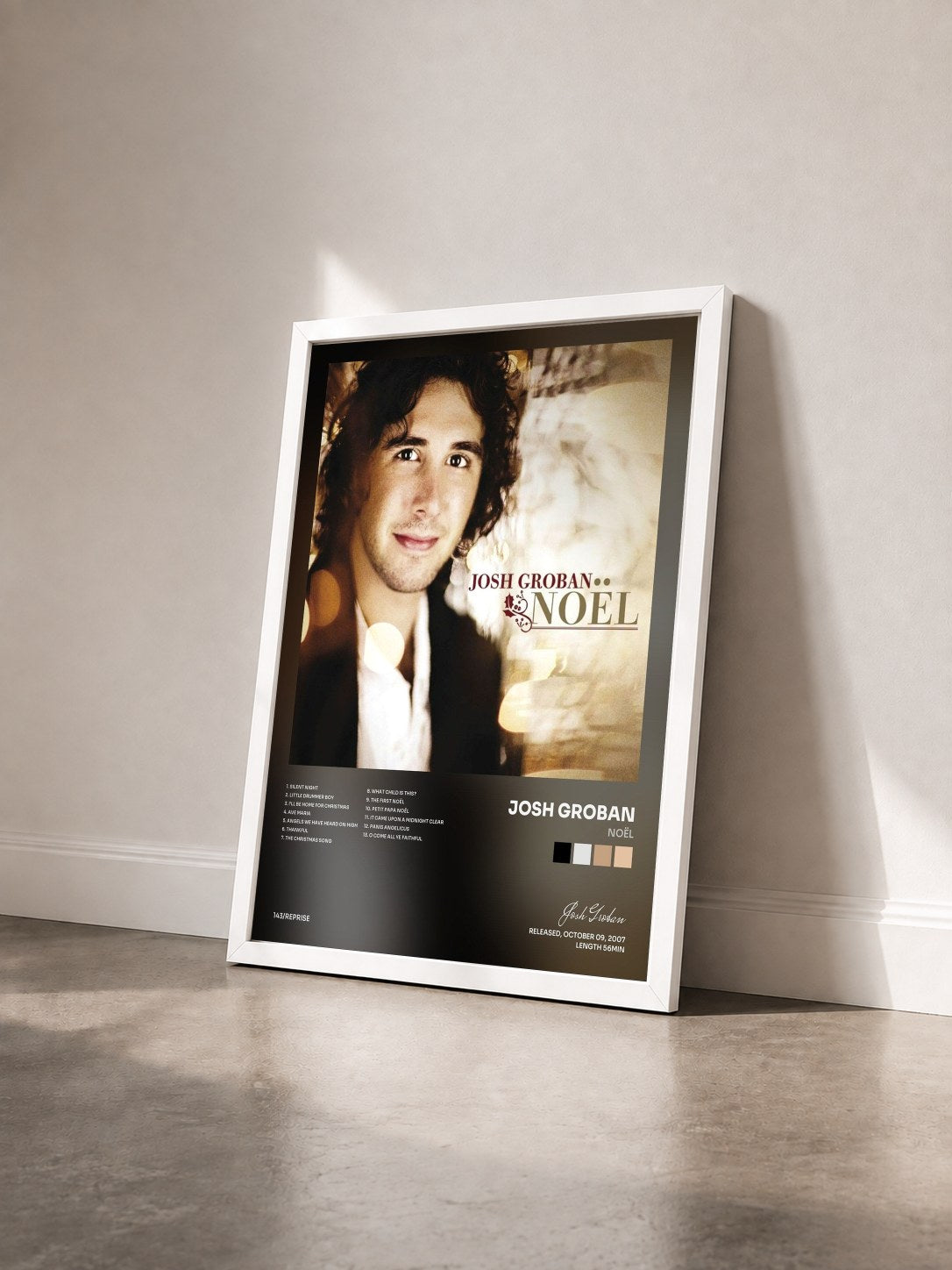 #blanc Tableau de l'album Noël de Josh Groban vu de trois quarts, cadre blanc