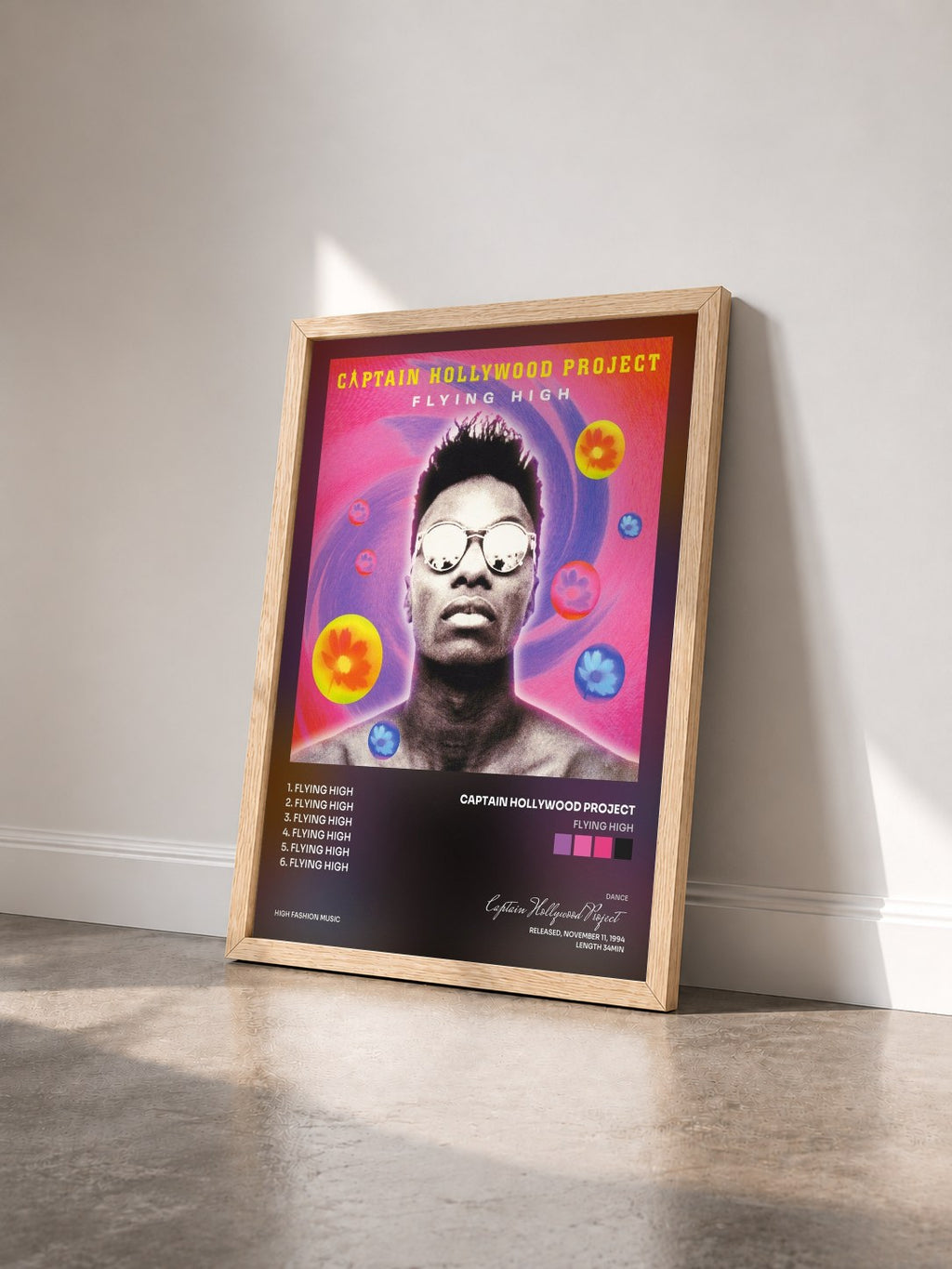 #bois Tableau de l'album Flying High de Captain Hollywood Project vu de trois quarts, cadre en bois brut