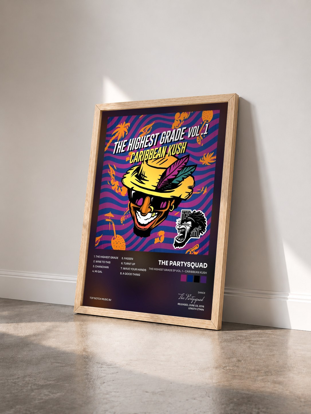 #bois Tableau de l'album The Highest Grade EP Vol. 1 - Caribbean Kush de The Partysquad vu de trois quarts, cadre en bois brut