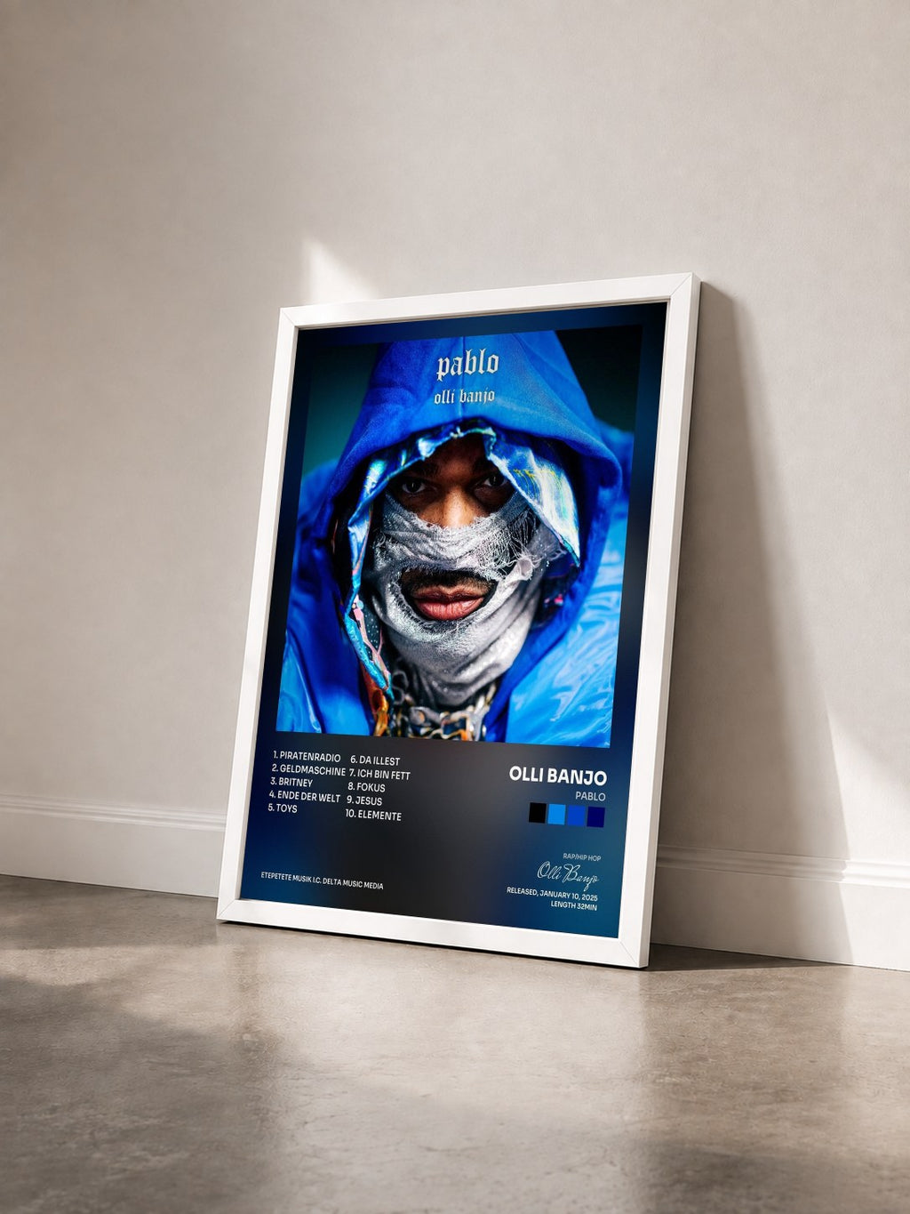 #blanc Tableau de l'album PABLO de Olli Banjo vu de trois quarts, cadre blanc