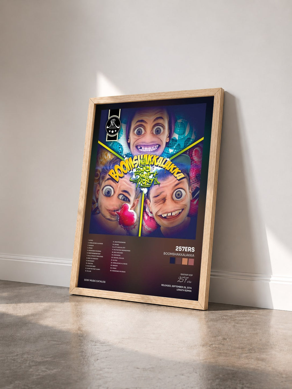 #bois Tableau de l'album Boomshakkalakka de 257ers vu de trois quarts, cadre en bois brut