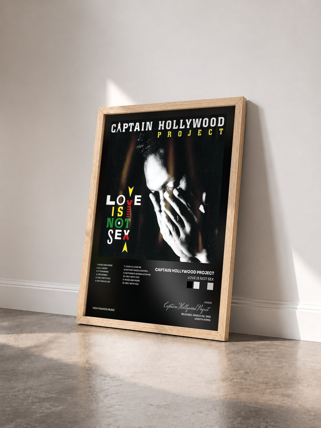 #bois Tableau de l'album Love Is Not Sex de Captain Hollywood Project vu de trois quarts, cadre en bois brut