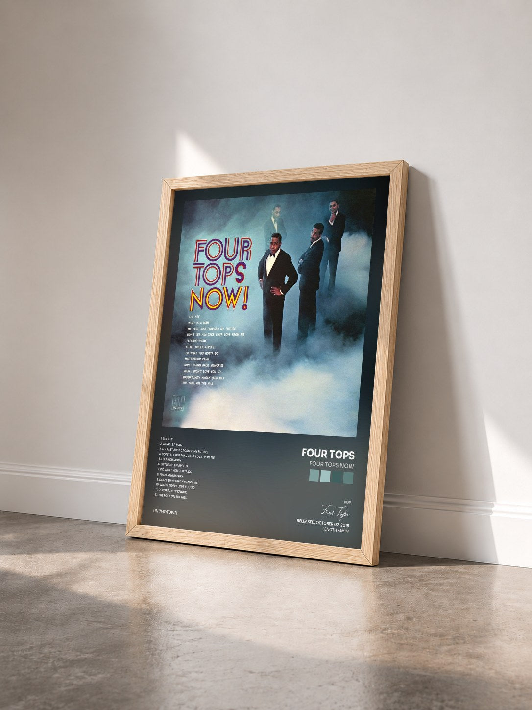 #bois Tableau de l'album Four Tops Now de Four Tops vu de trois quarts, cadre en bois brut