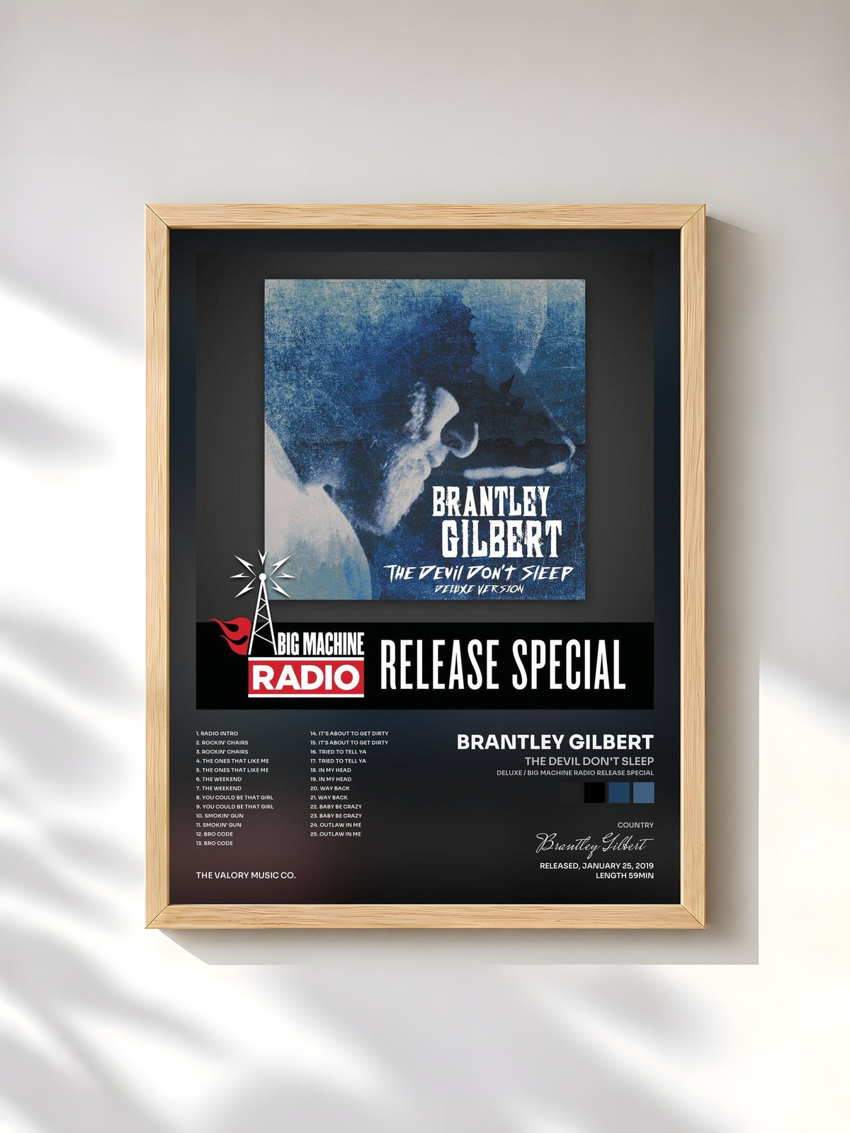#bois Tableau de l'album The Devil Don't Sleep (Deluxe / Big Machine Radio Release Special) de Brantley Gilbert, cadre en bois brut, imprimé et encadré en France