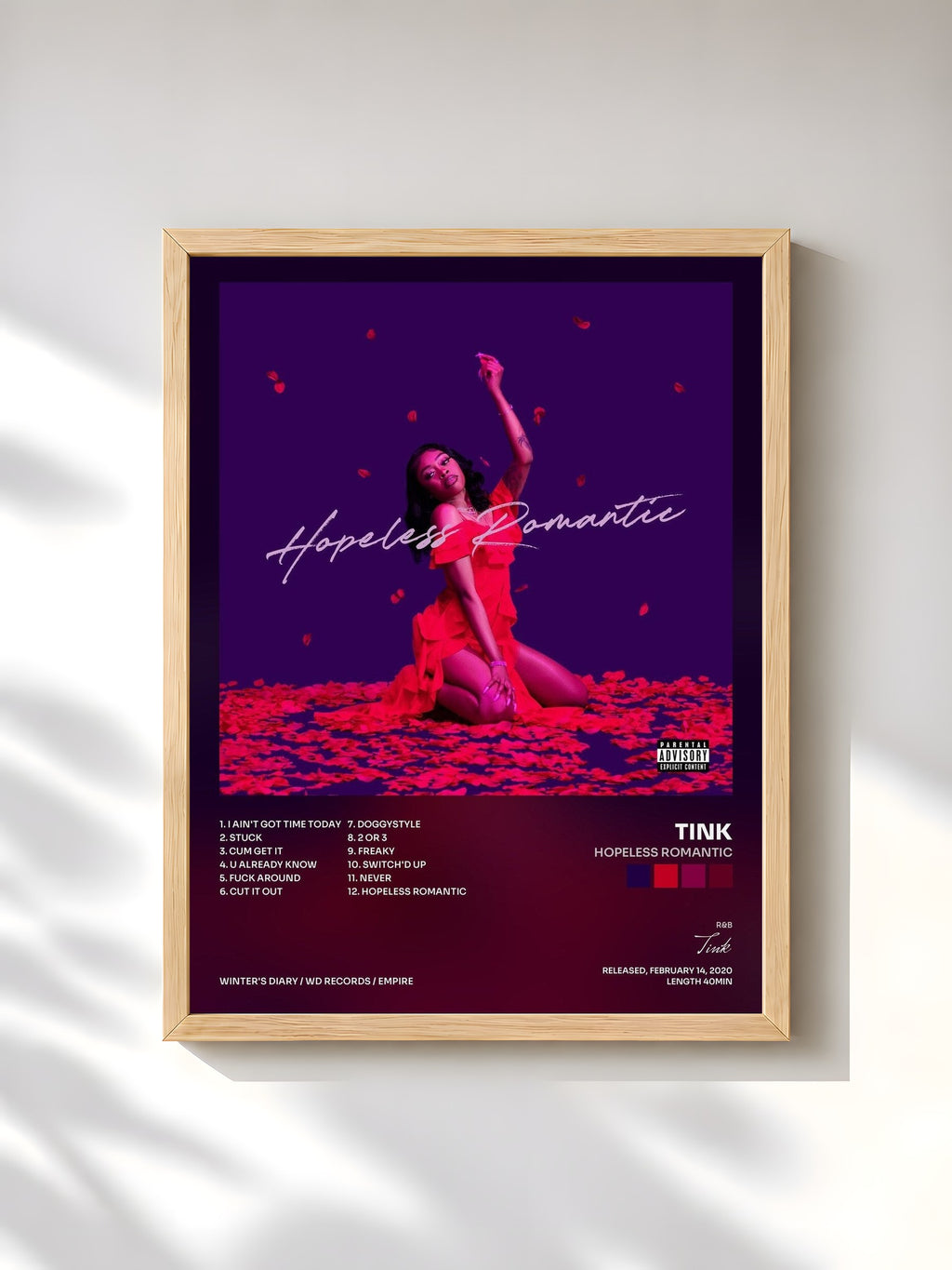 #bois Tableau de l'album Hopeless Romantic de Tink, cadre en bois brut, imprimé et encadré en France