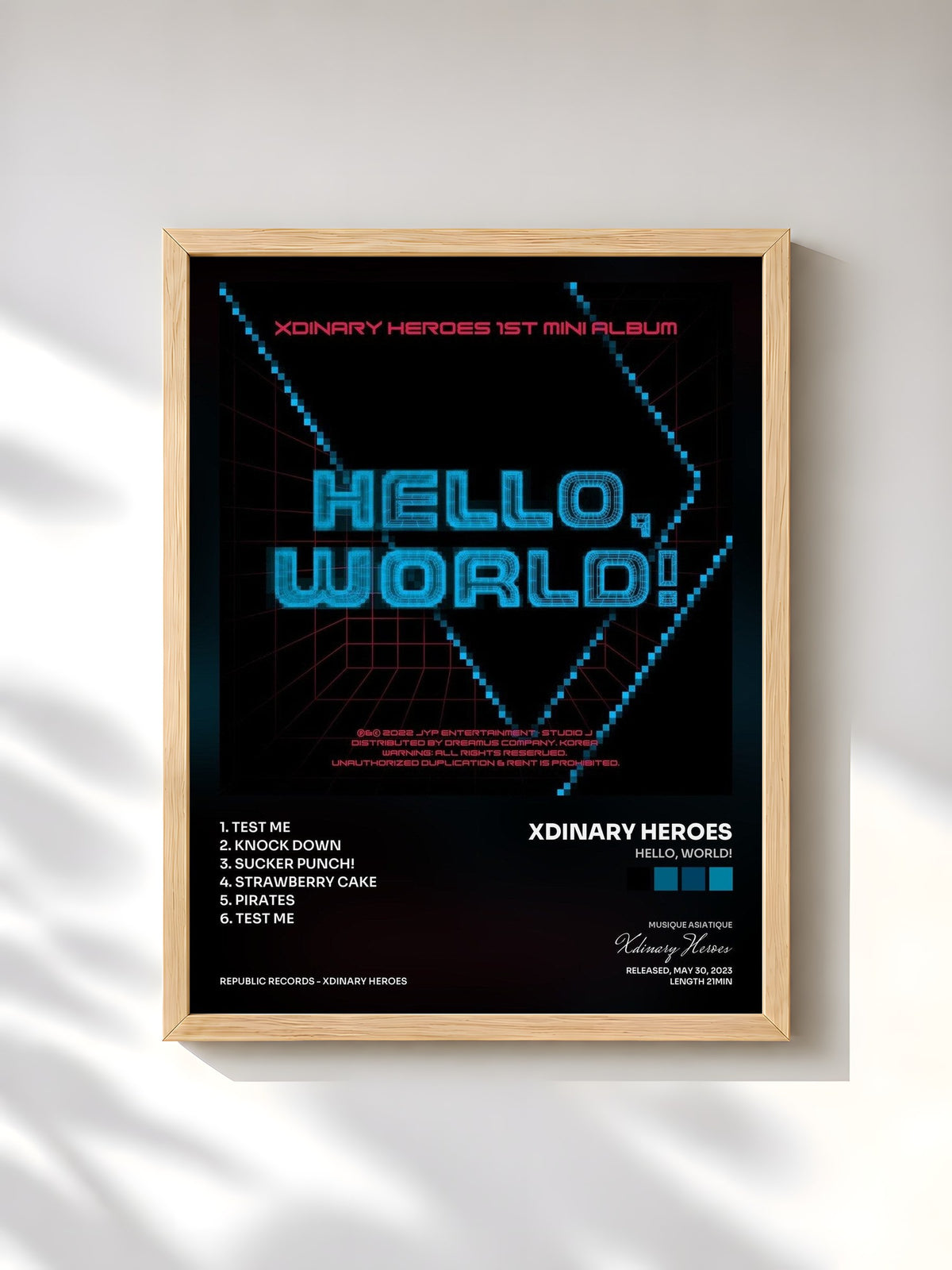 #bois Tableau de l'album Hello, world! de Xdinary Heroes, cadre en bois brut, imprimé et encadré en France