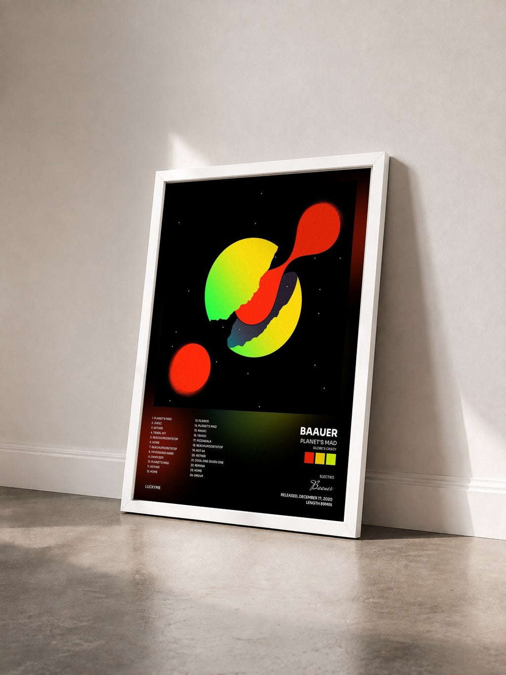 #blanc Tableau de l'album PLANET'S MAD (GLOBE'S CRAZY) de Baauer vu de trois quarts, cadre blanc