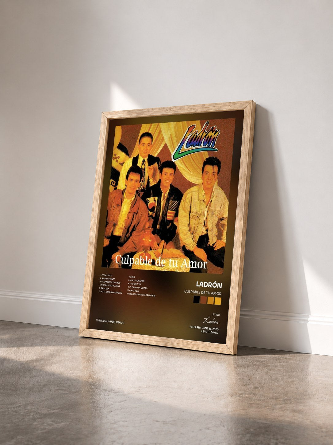 #bois Tableau de l'album Culpable De Tu Amor de Ladrón vu de trois quarts, cadre en bois brut