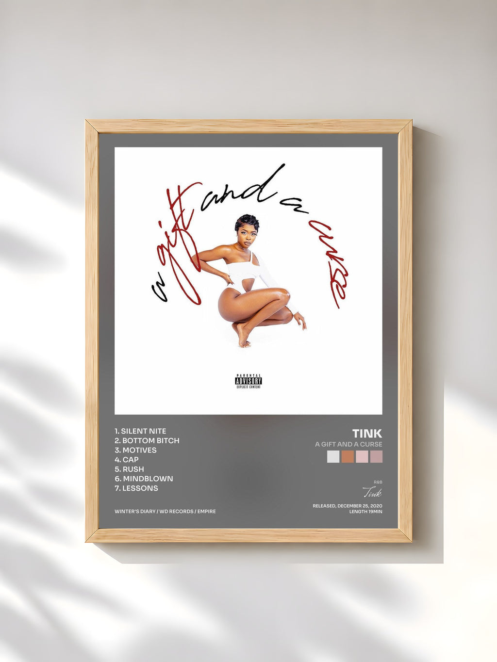 #bois Tableau de l'album A Gift and A Curse de Tink, cadre en bois brut, imprimé et encadré en France