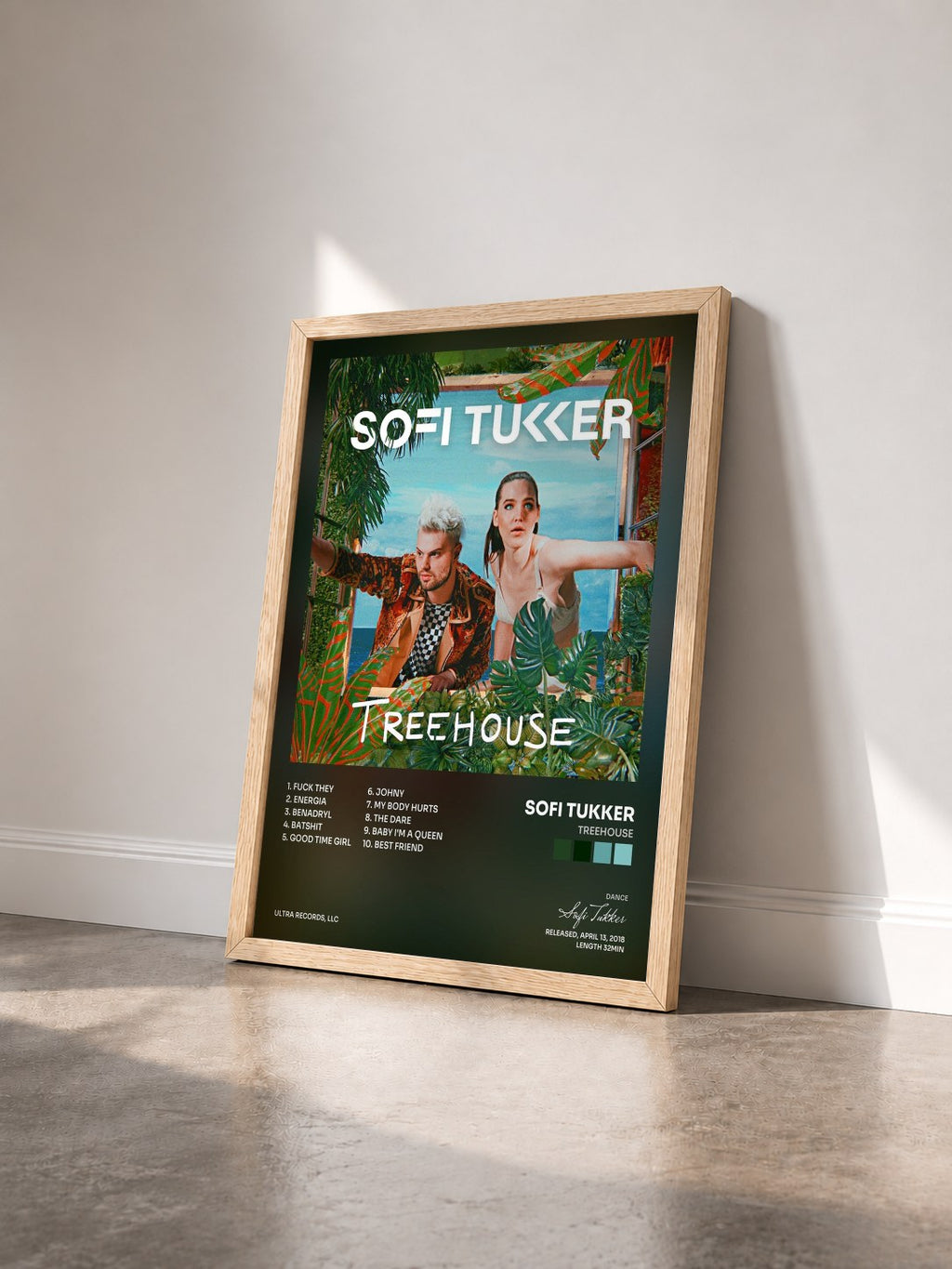 #bois Tableau de l'album Treehouse de Sofi Tukker vu de trois quarts, cadre en bois brut