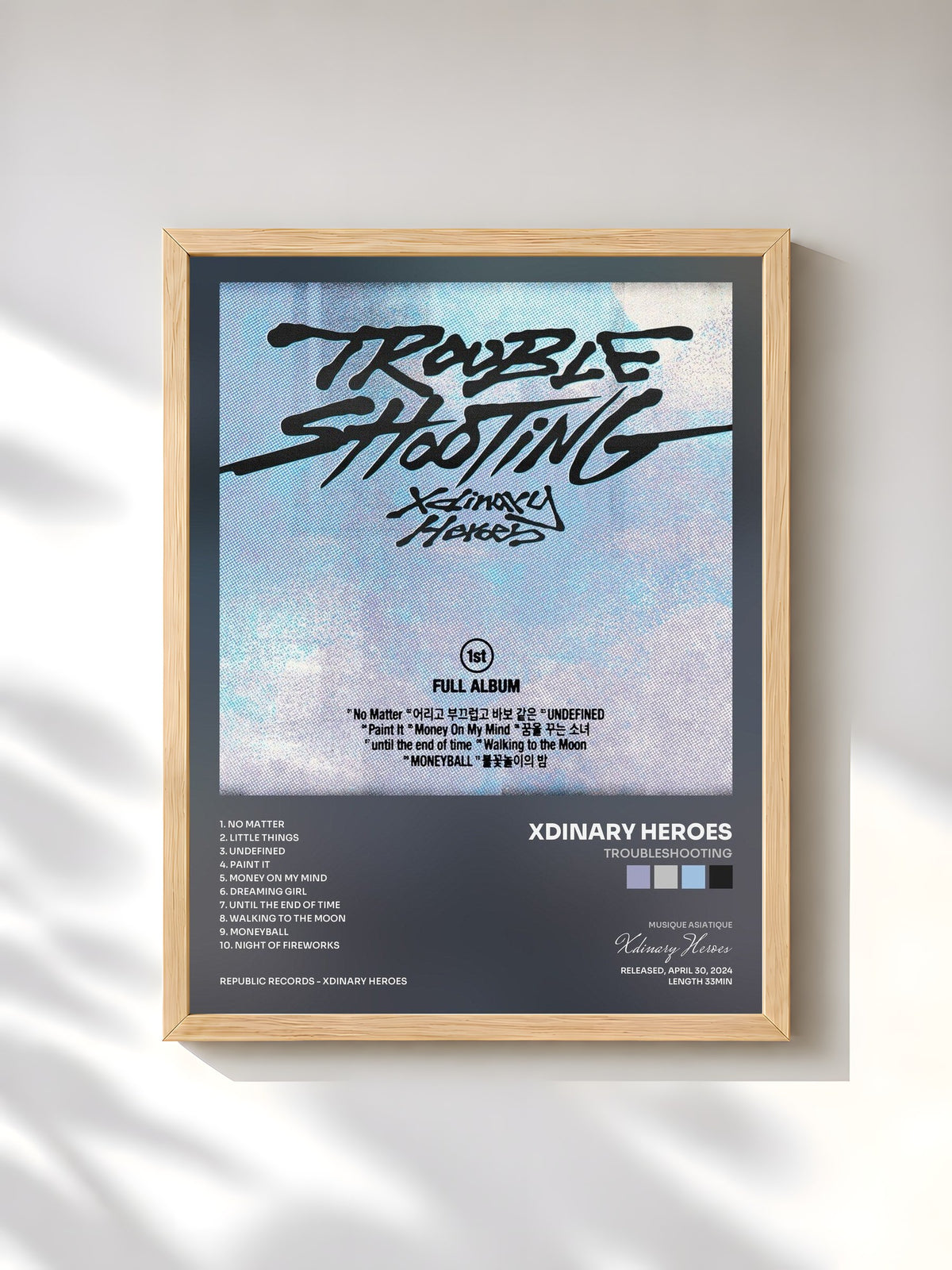 #bois Tableau de l'album Troubleshooting de Xdinary Heroes, cadre en bois brut, imprimé et encadré en France