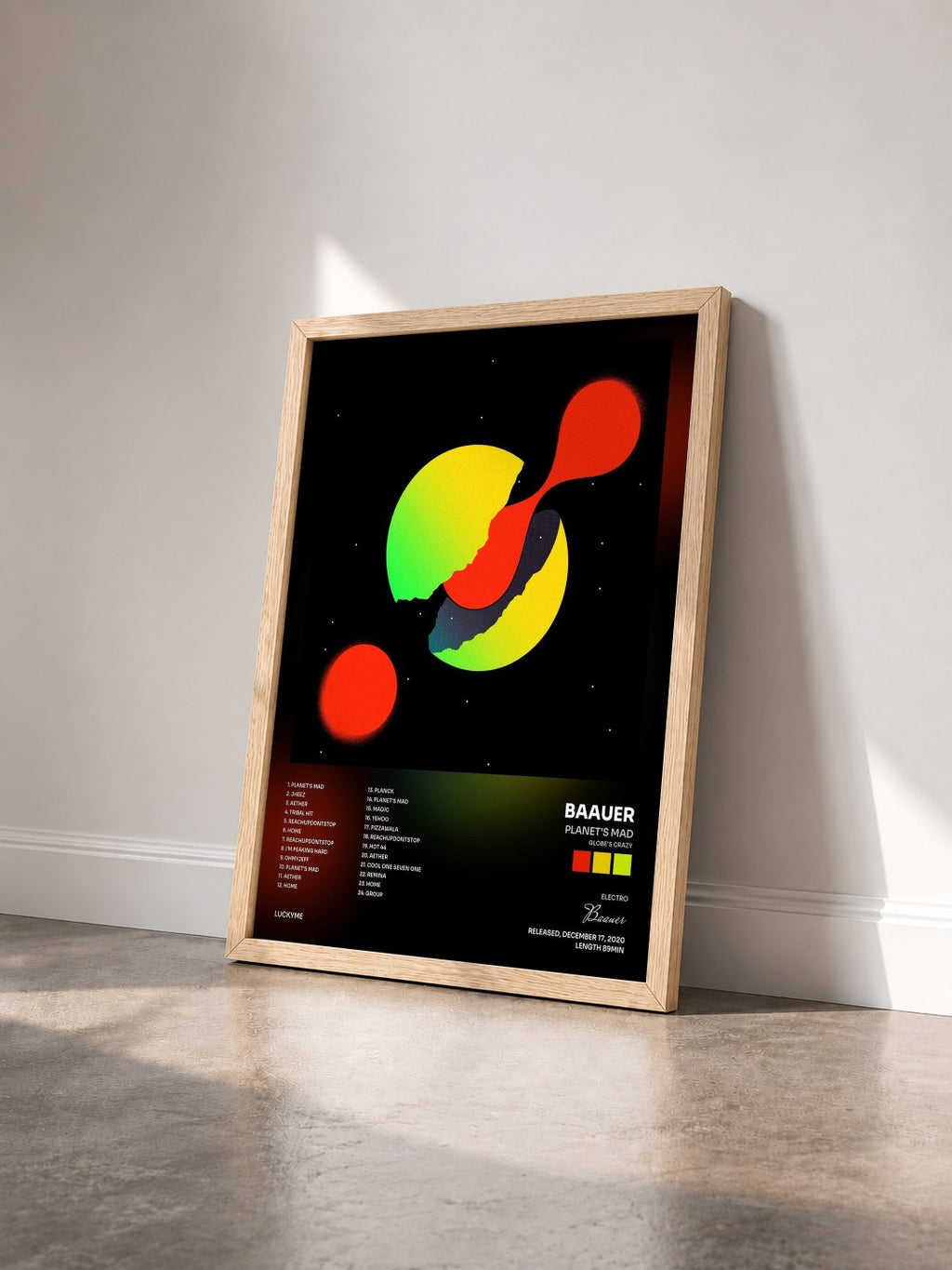 #bois Tableau de l'album PLANET'S MAD (GLOBE'S CRAZY) de Baauer vu de trois quarts, cadre en bois brut