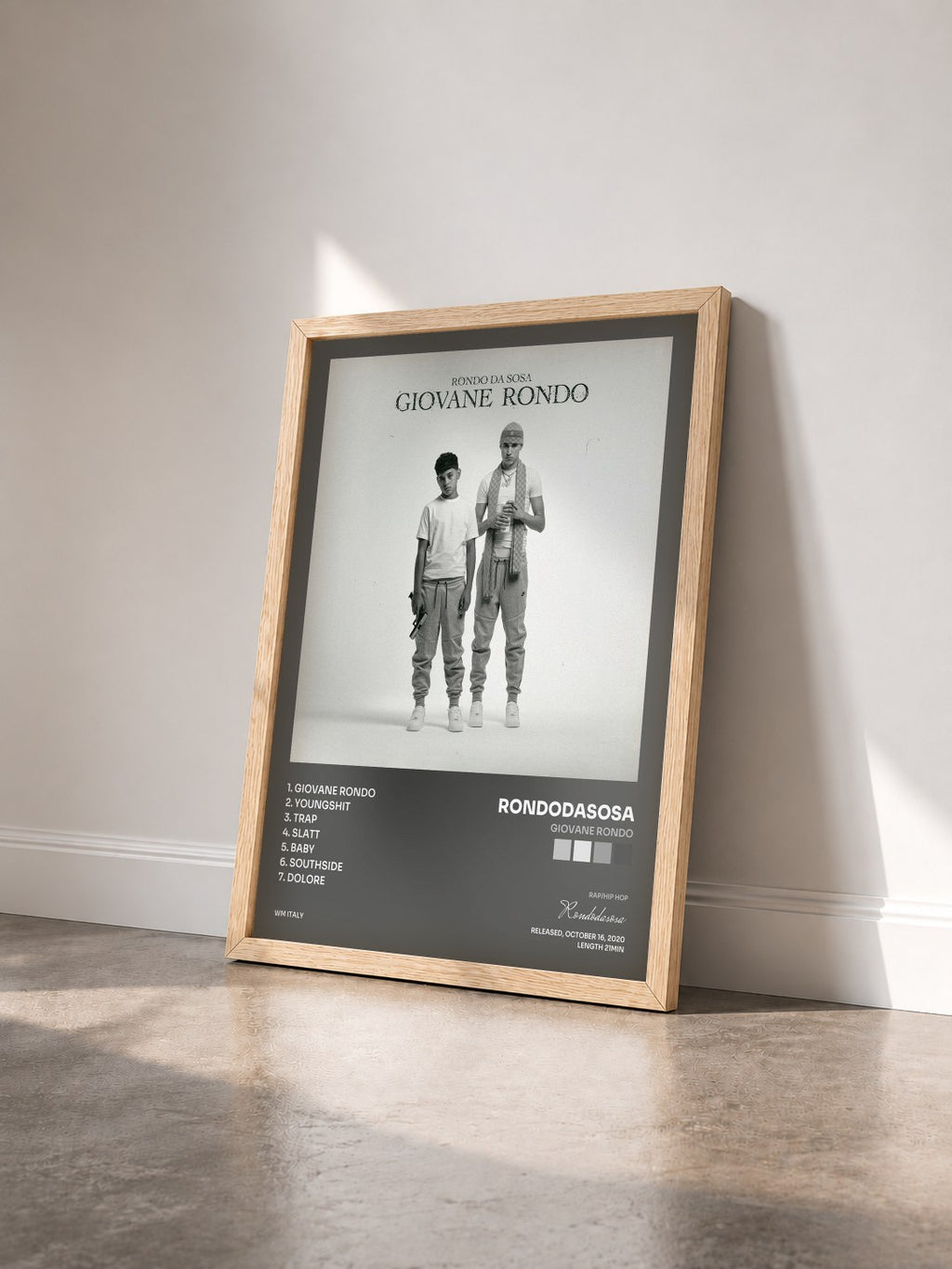 #bois Tableau de l'album GIOVANE RONDO de Rondodasosa vu de trois quarts, cadre en bois brut