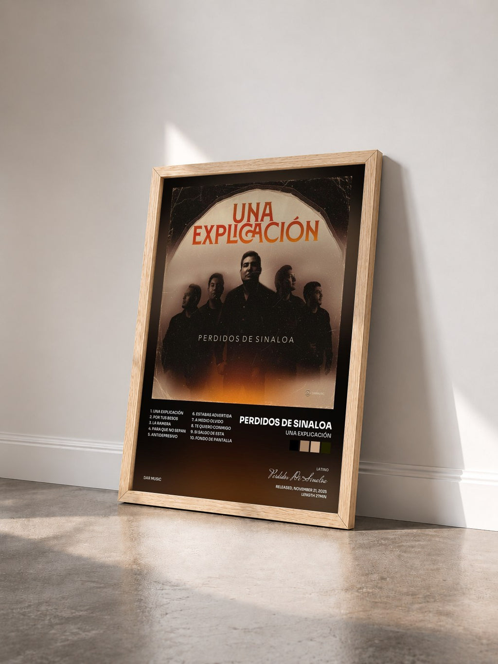 #bois Tableau de l'album Una Explicación de Perdidos De Sinaloa vu de trois quarts, cadre en bois brut