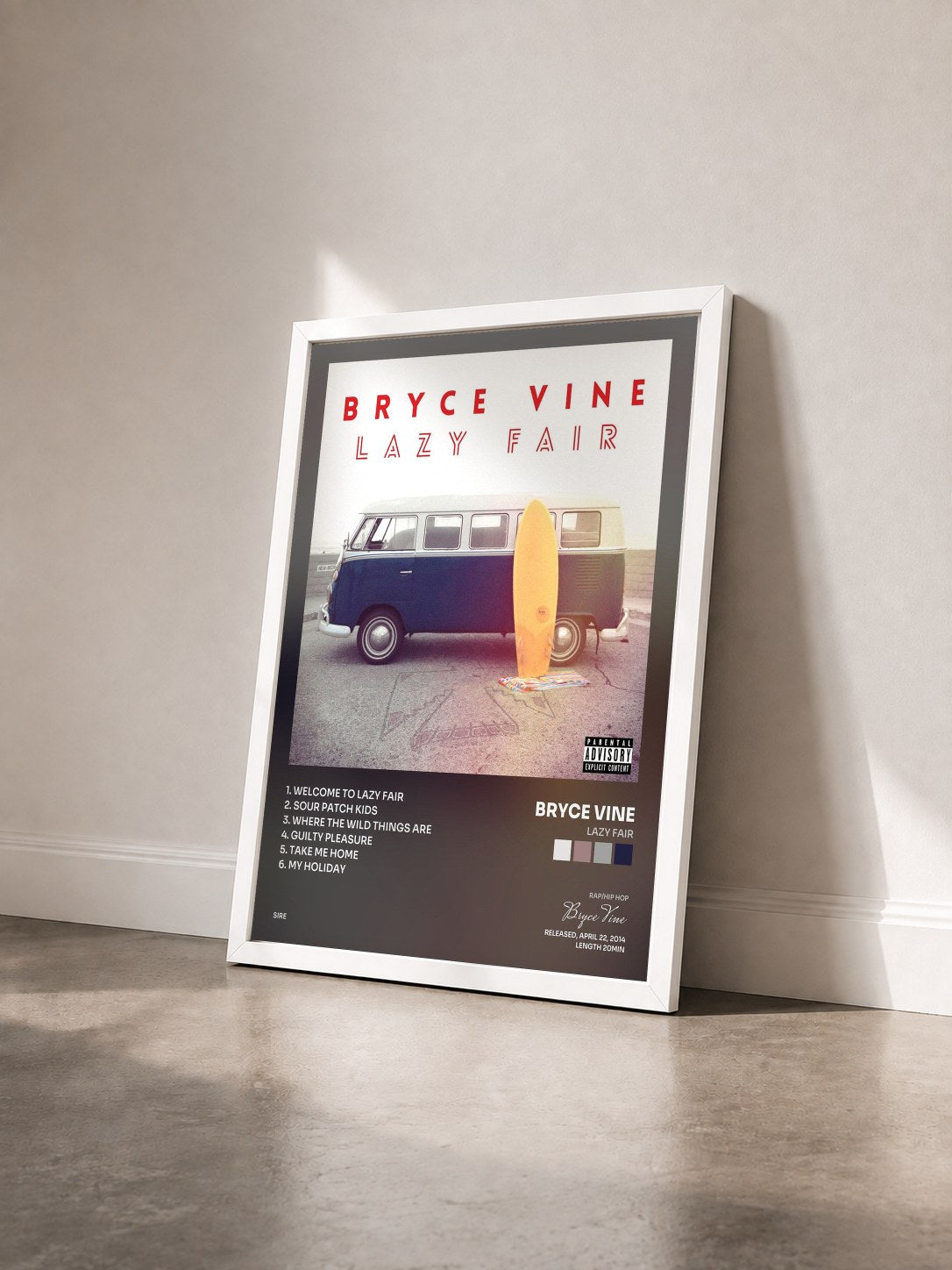 #blanc Tableau de l'album Lazy Fair de Bryce Vine vu de trois quarts, cadre blanc