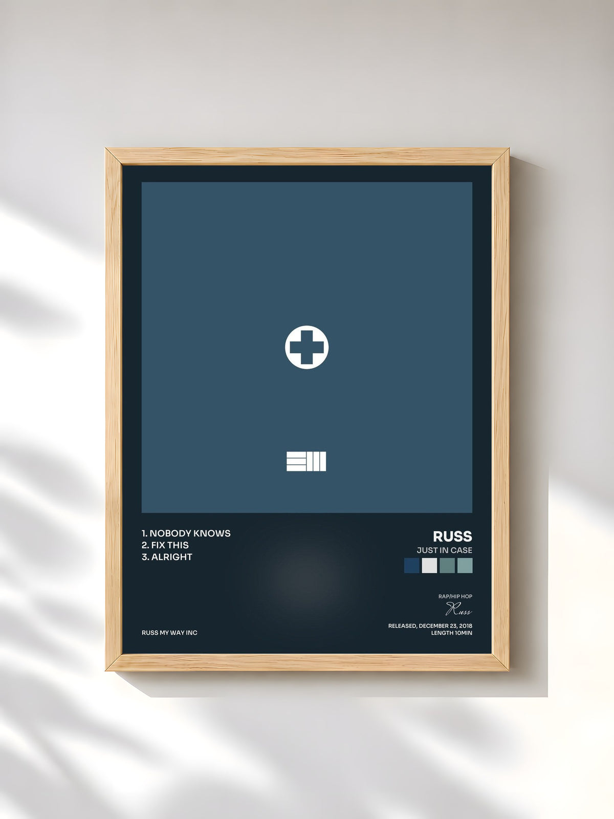 #bois Tableau de l'album Just In Case de Russ, cadre en bois brut, imprimé et encadré en France