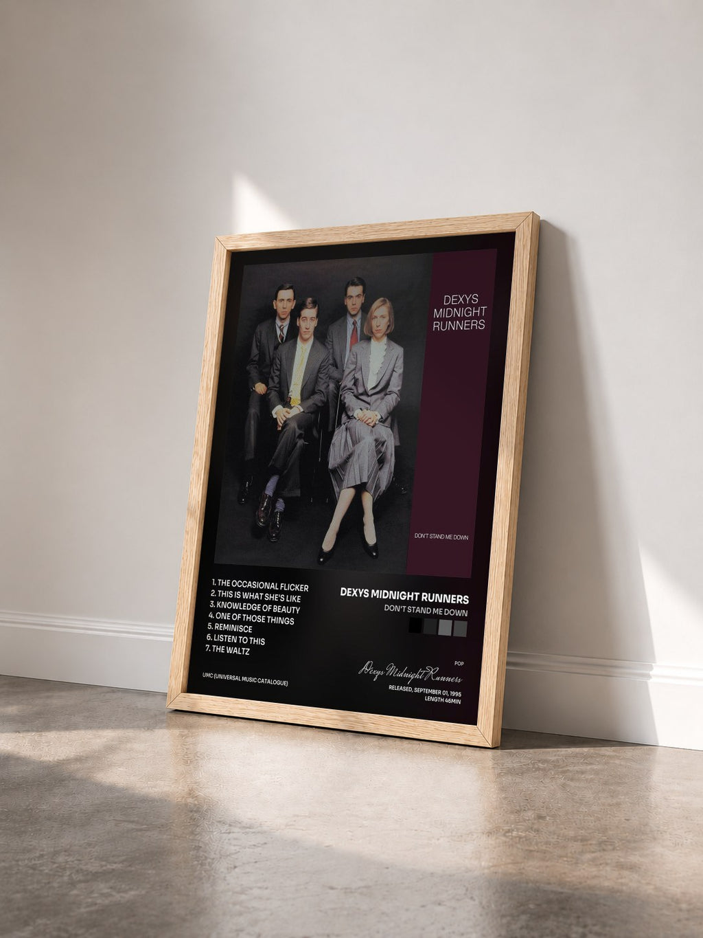 #bois Tableau de l'album Don't Stand Me Down de Dexys Midnight Runners vu de trois quarts, cadre en bois brut