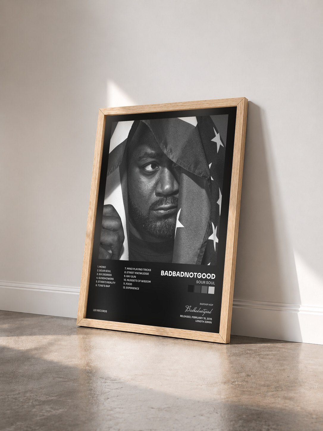 #bois Tableau de l'album Sour Soul de Badbadnotgood vu de trois quarts, cadre en bois brut