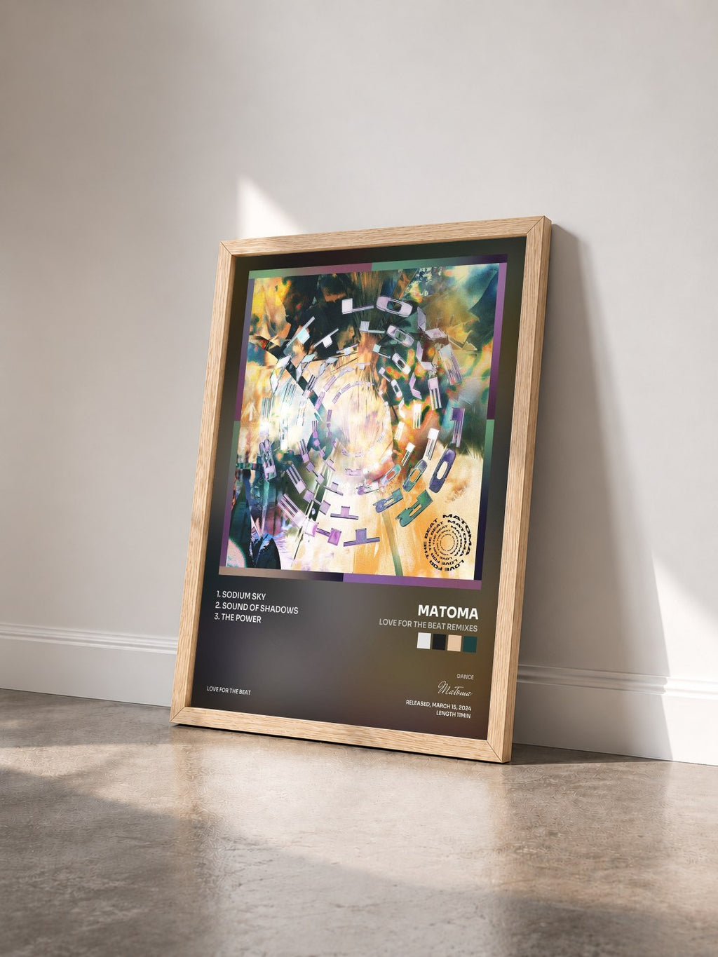#bois Tableau de l'album Love For The Beat Remixes de Matoma vu de trois quarts, cadre en bois brut