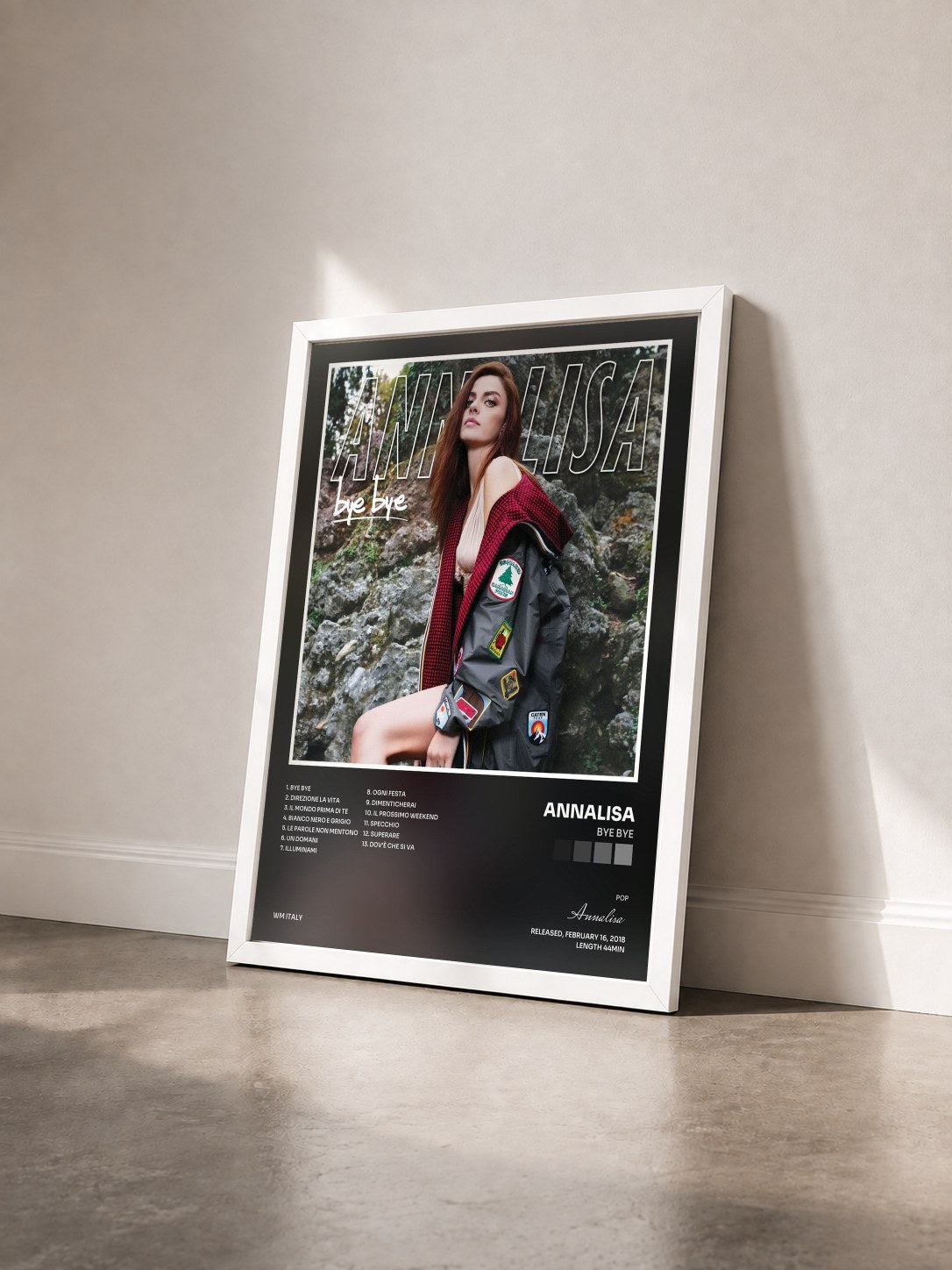 #blanc Tableau de l'album Bye Bye de Annalisa vu de trois quarts, cadre blanc