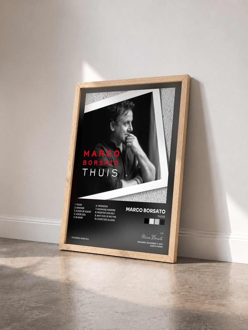 #bois Tableau de l'album Thuis de Marco Borsato vu de trois quarts, cadre en bois brut