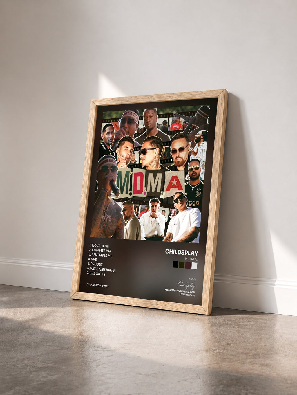 #bois Tableau de l'album M.D.M.A. de Childsplay vu de trois quarts, cadre en bois brut