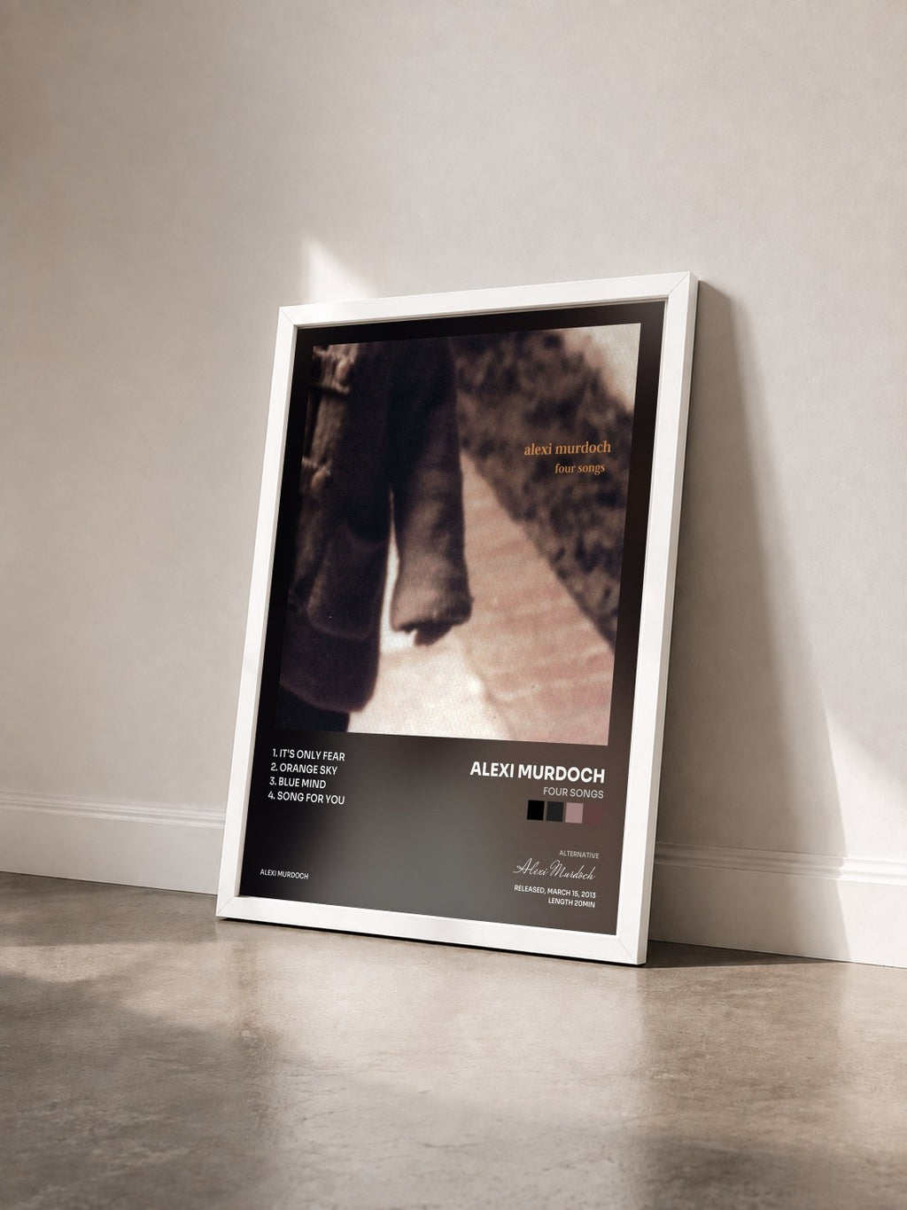#blanc Tableau de l'album Four Songs de Alexi Murdoch vu de trois quarts, cadre blanc