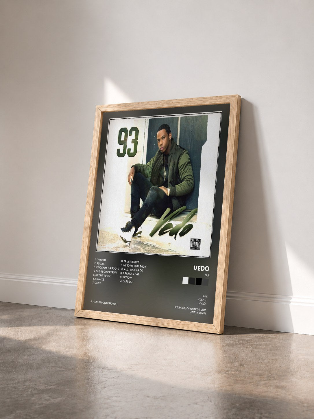 #bois Tableau de l'album 93 de Vedo vu de trois quarts, cadre en bois brut