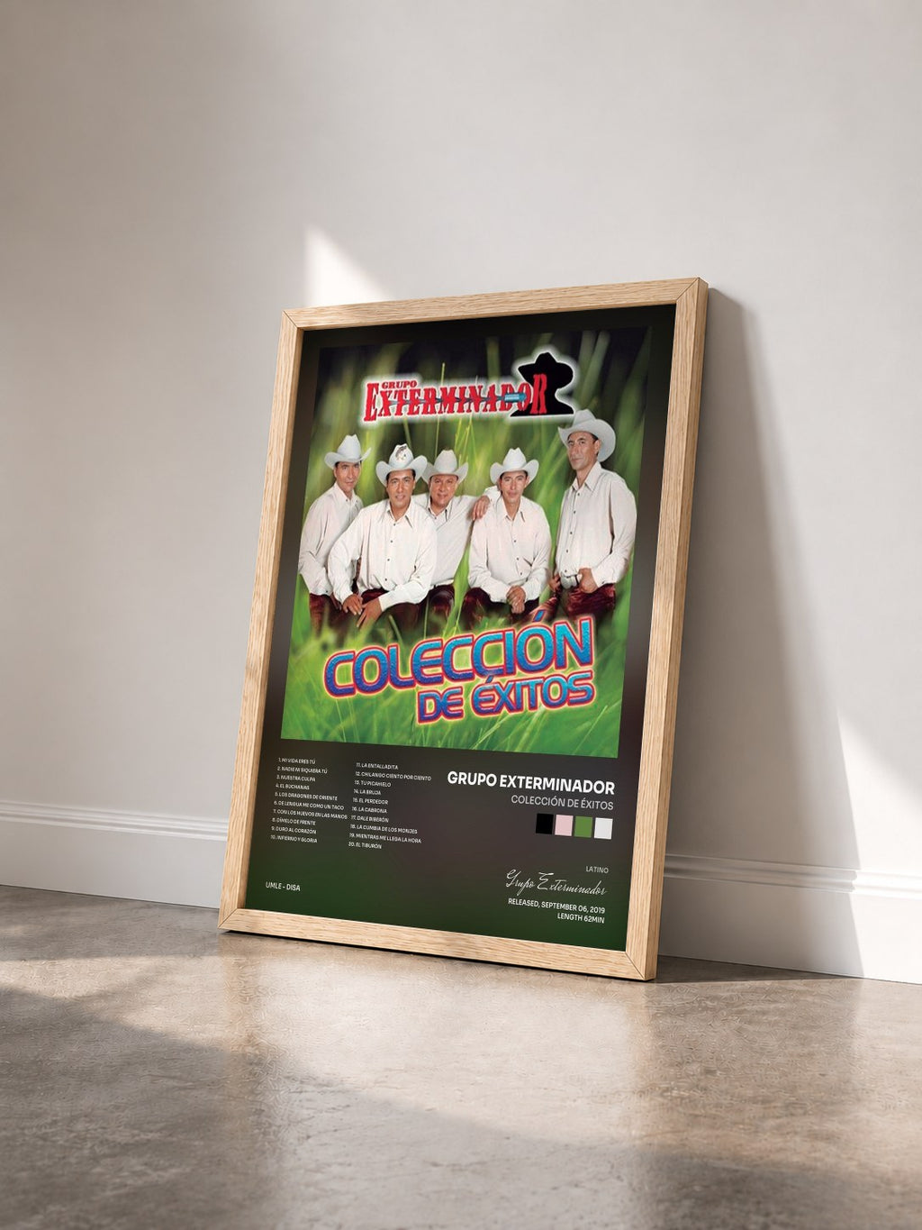 #bois Tableau de l'album Colección De Éxitos de Grupo Exterminador vu de trois quarts, cadre en bois brut