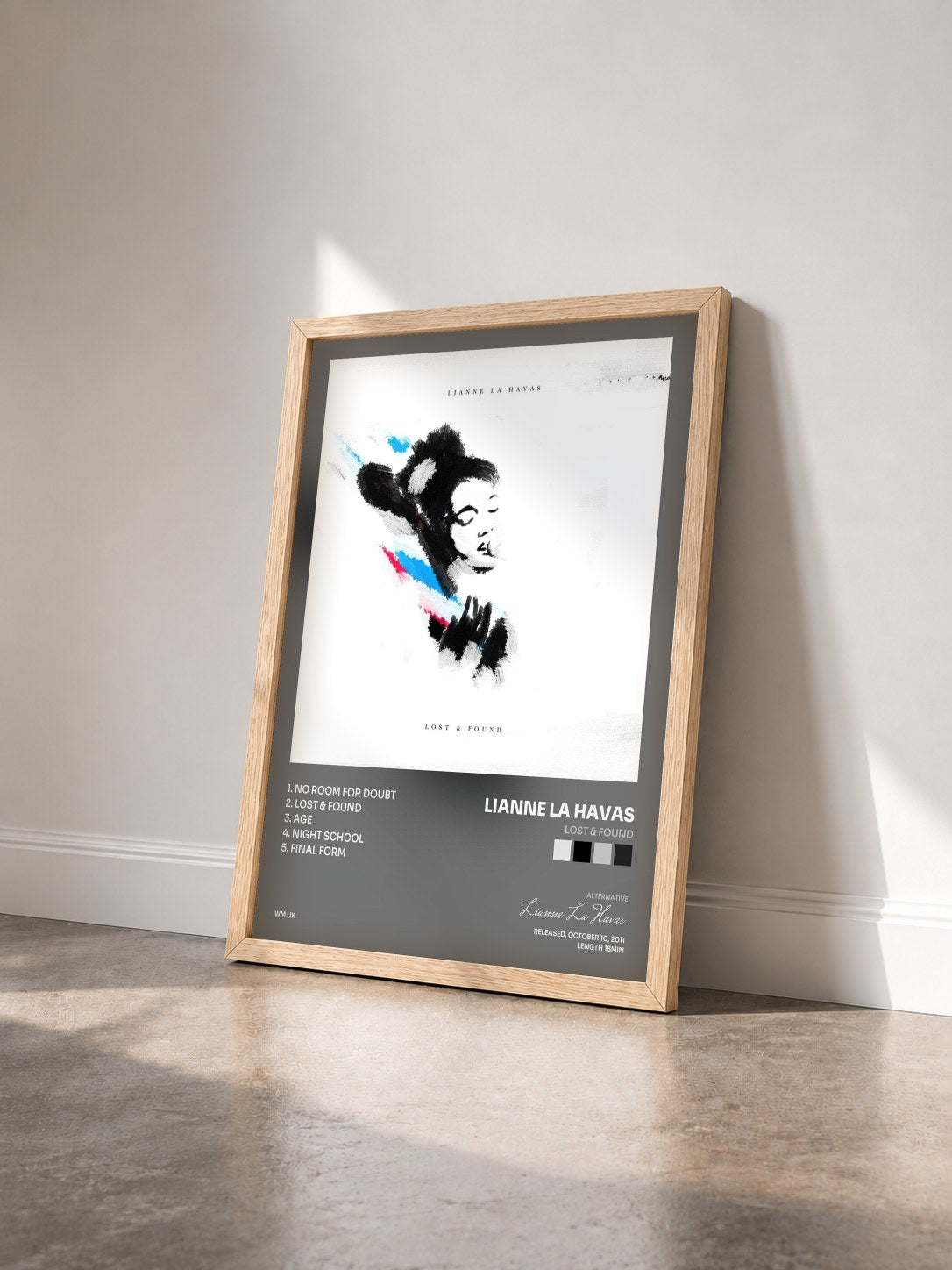 #bois Tableau de l'album Lost & Found de Lianne La Havas vu de trois quarts, cadre en bois brut