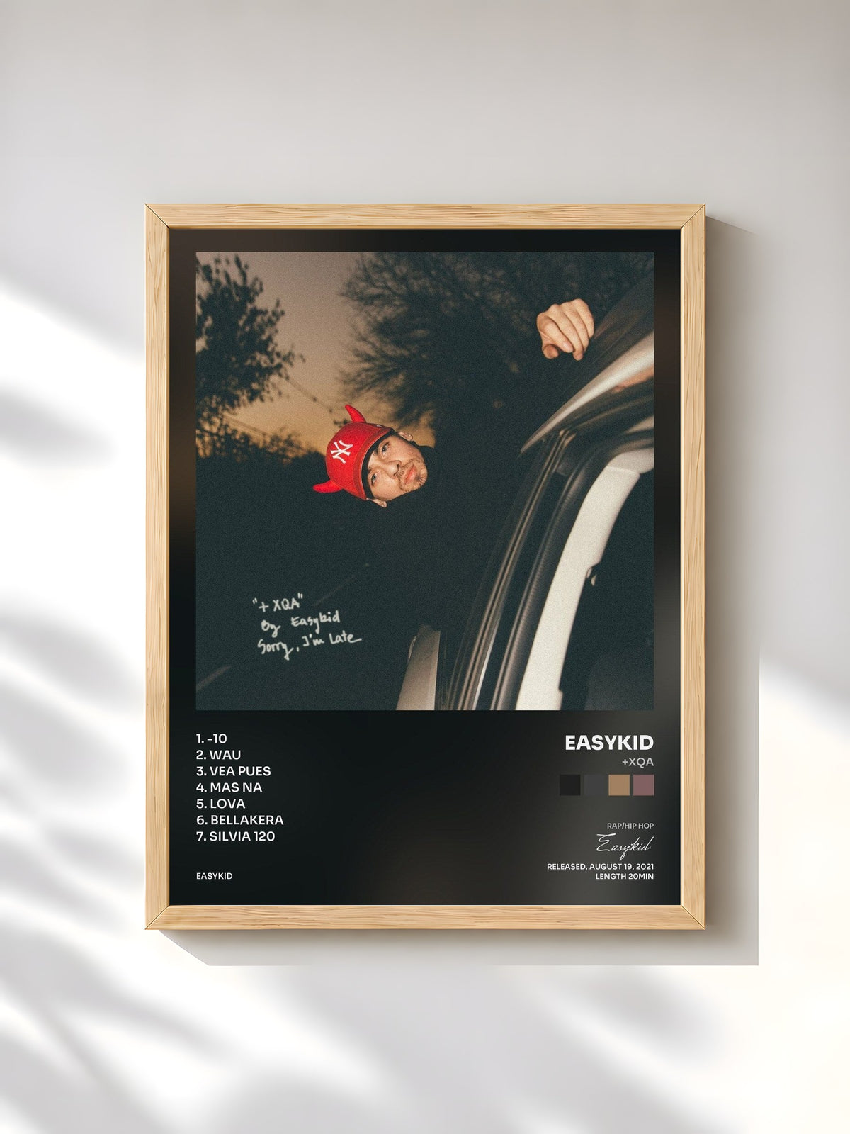 #bois Tableau de l'album +Xqa de Easykid, cadre en bois brut, imprimé et encadré en France