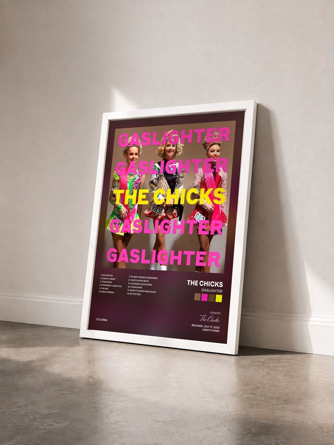 #blanc Tableau de l'album Gaslighter de The Chicks vu de trois quarts, cadre blanc