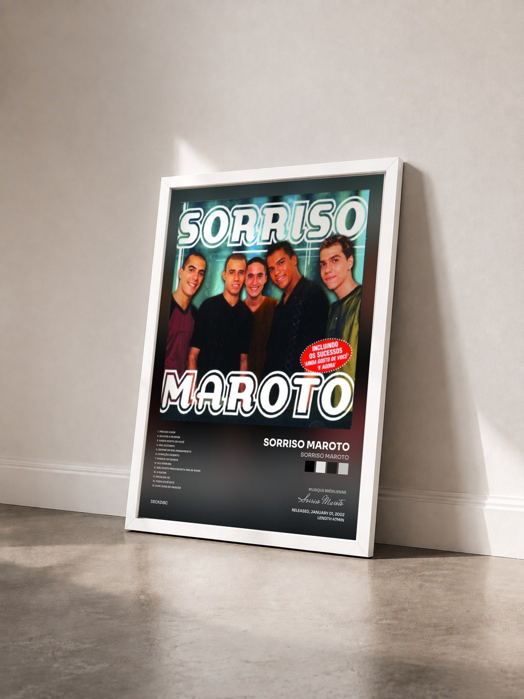 #blanc Sorriso Maroto von Sorriso Maroto als gerahmter Kunstdruck von schräg gesehen, weißer Rahmen