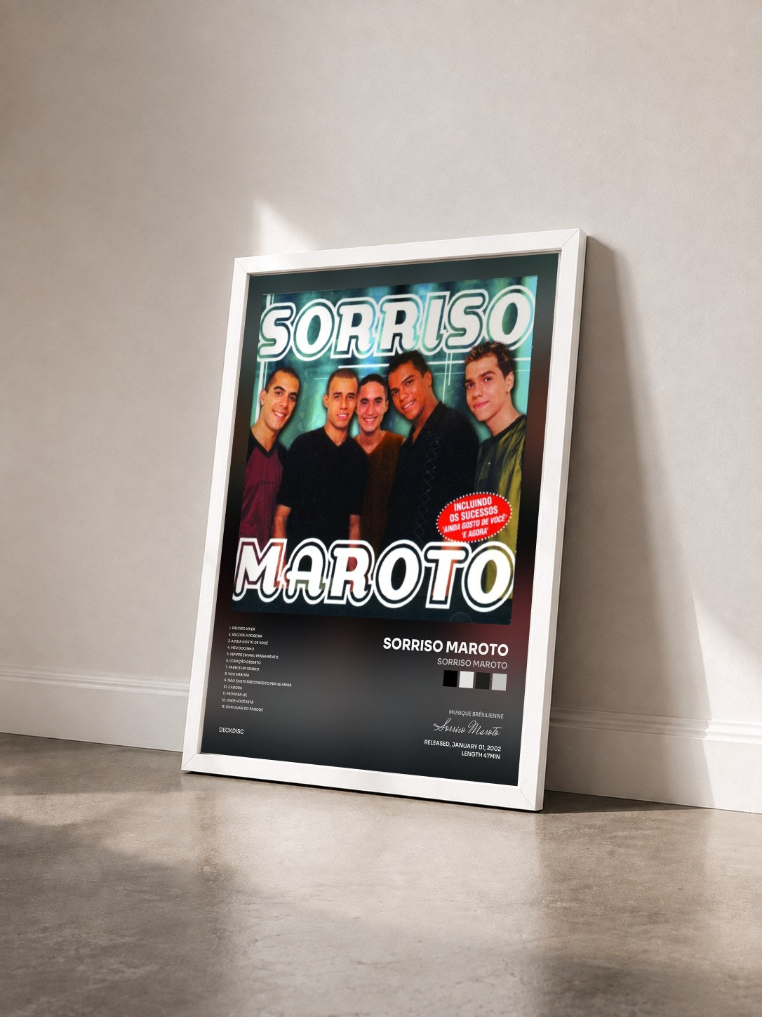 #blanc Tableau de l'album Sorriso Maroto de Sorriso Maroto vu de trois quarts, cadre blanc