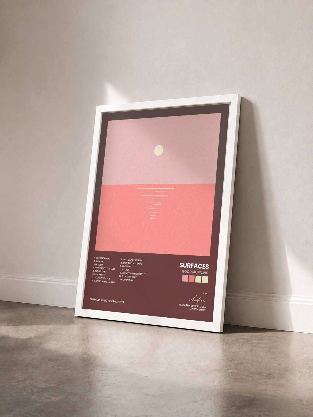 #blanc Tableau de l'album Good Morning de Surfaces vu de trois quarts, cadre blanc