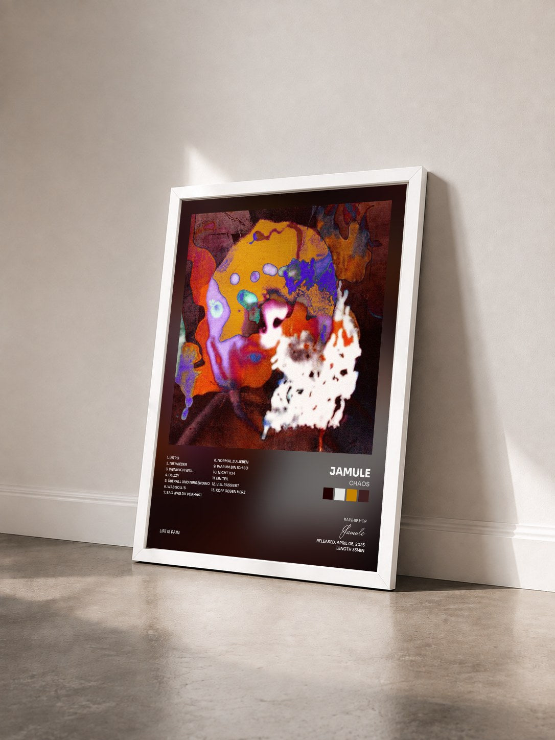 #blanc Tableau de l'album Chaos de Jamule vu de trois quarts, cadre blanc