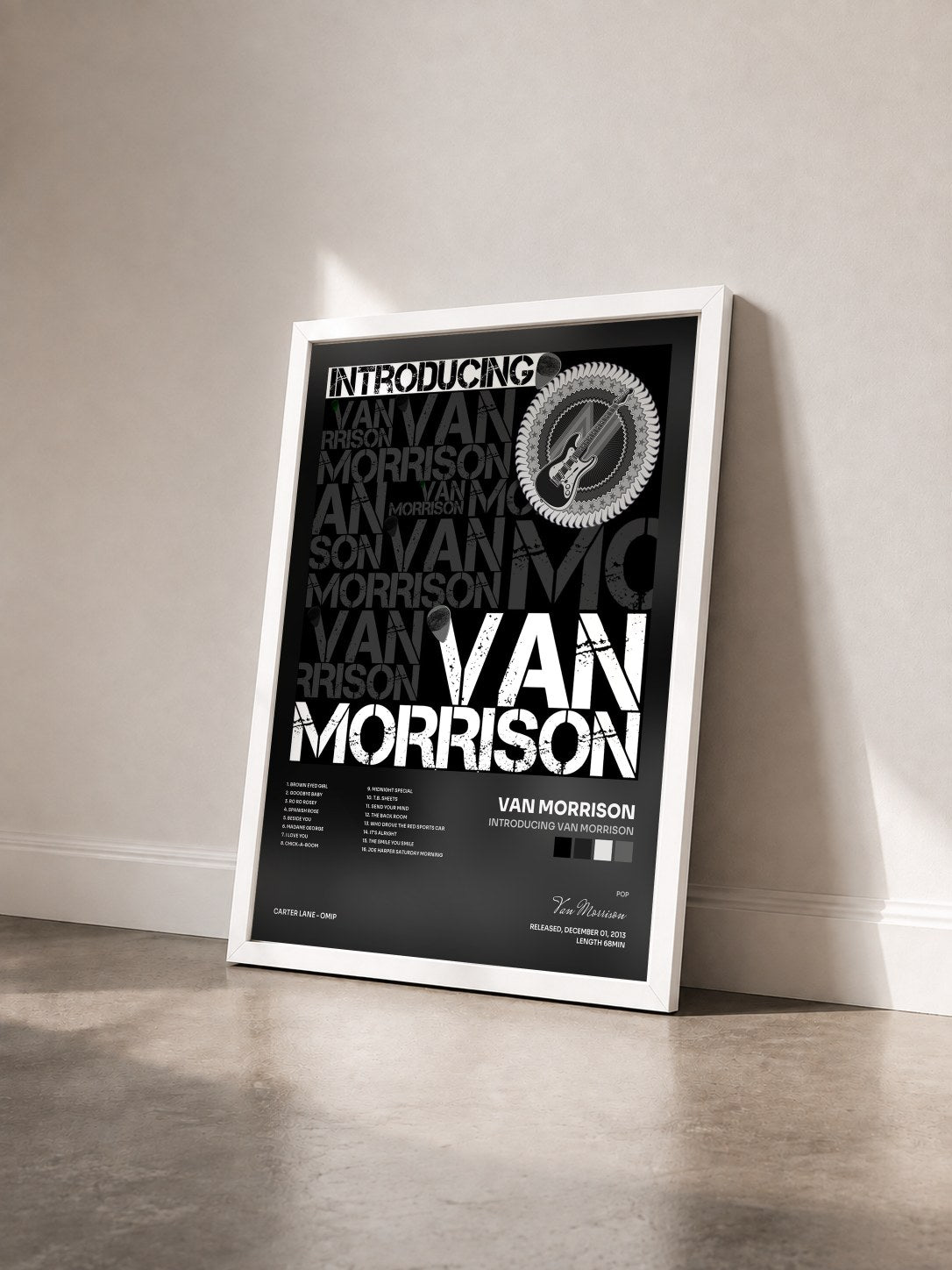 #blanc Tableau de l'album Introducing Van Morrison de Van Morrison vu de trois quarts, cadre blanc