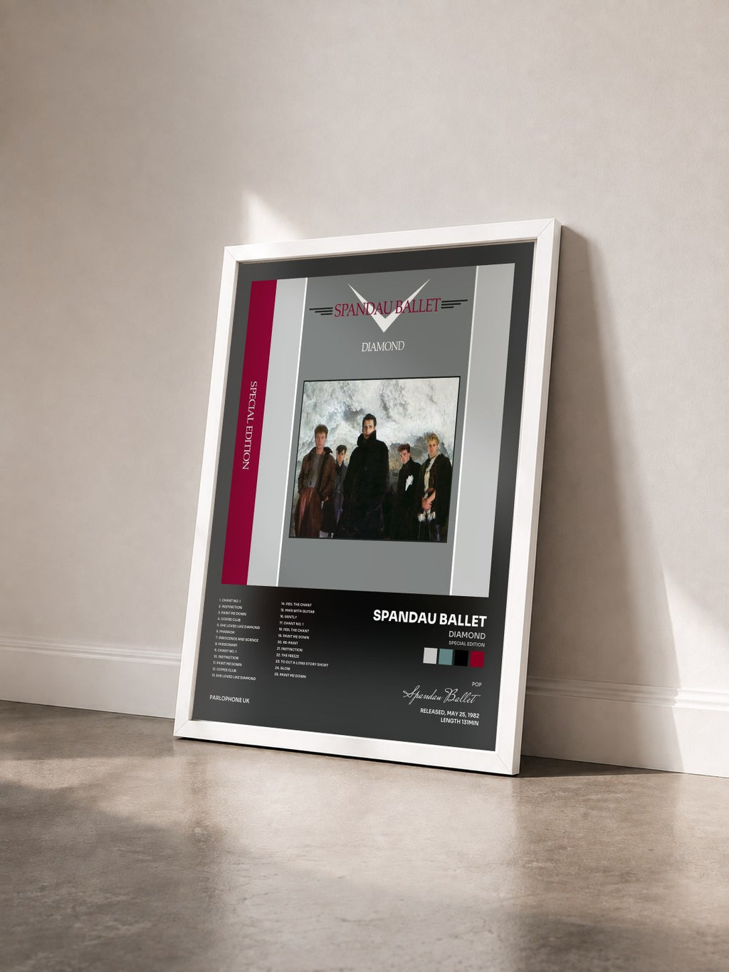 #blanc Tableau de l'album Diamond (Special Edition) de Spandau Ballet vu de trois quarts, cadre blanc