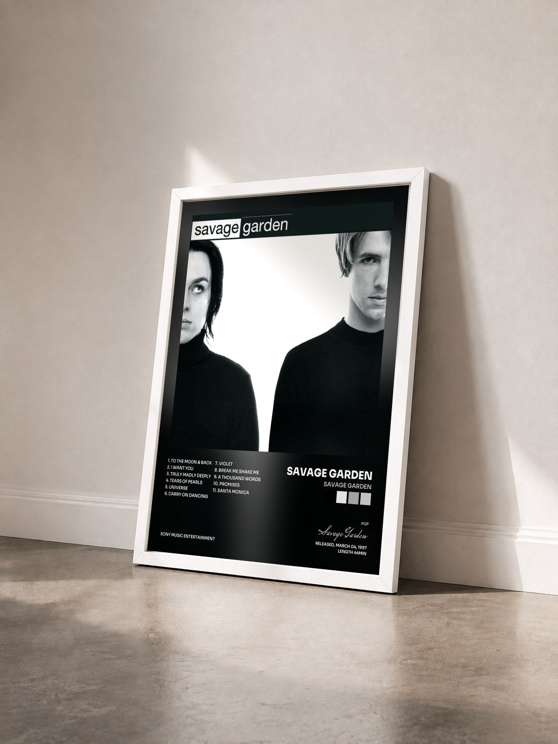 #blanc Tableau de l'album Savage Garden de Savage Garden vu de trois quarts, cadre blanc
