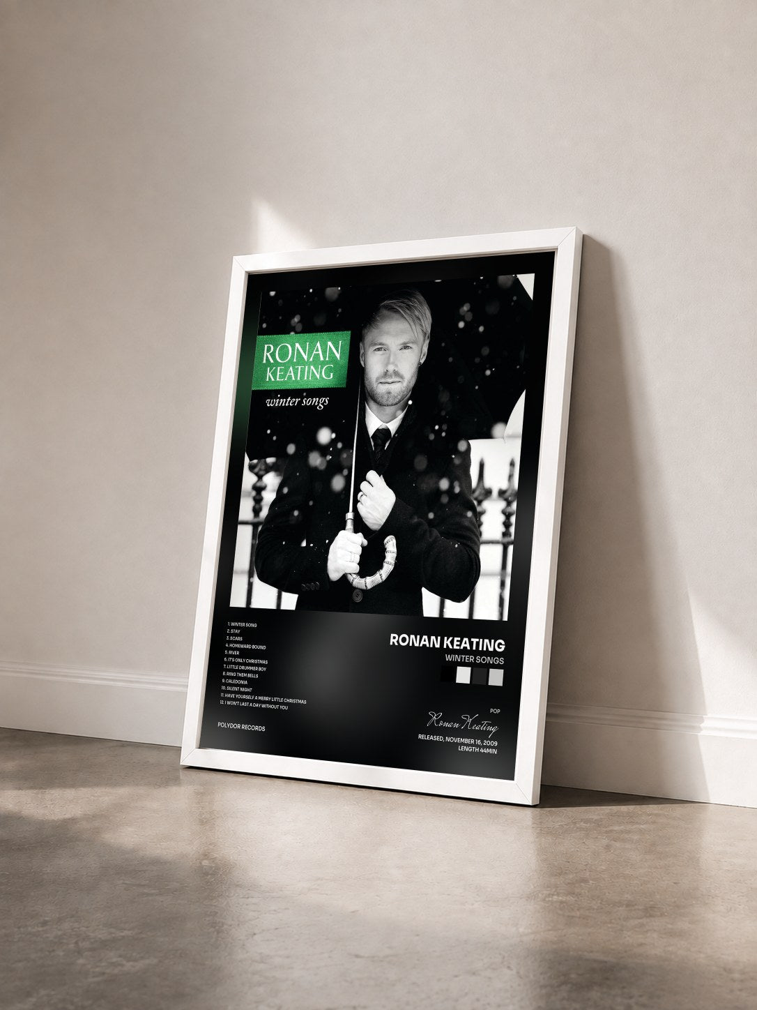 #blanc Tableau de l'album Winter Songs de Ronan Keating vu de trois quarts, cadre blanc