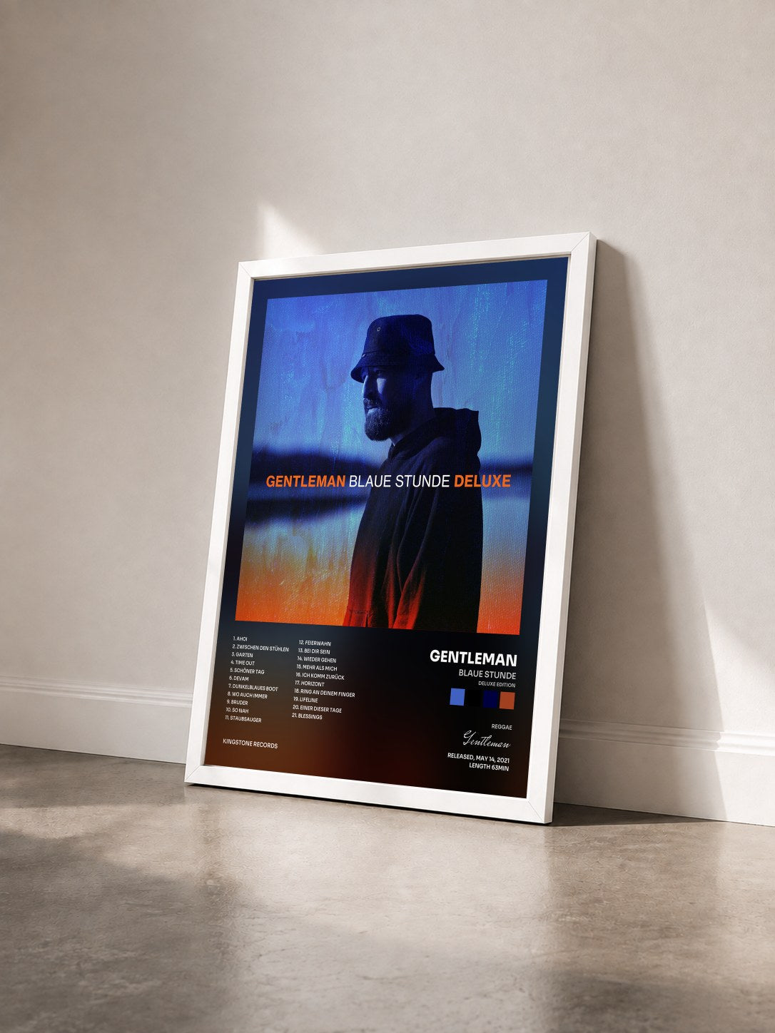 #blanc Tableau de l'album Blaue Stunde (Deluxe Edition) de Gentleman vu de trois quarts, cadre blanc