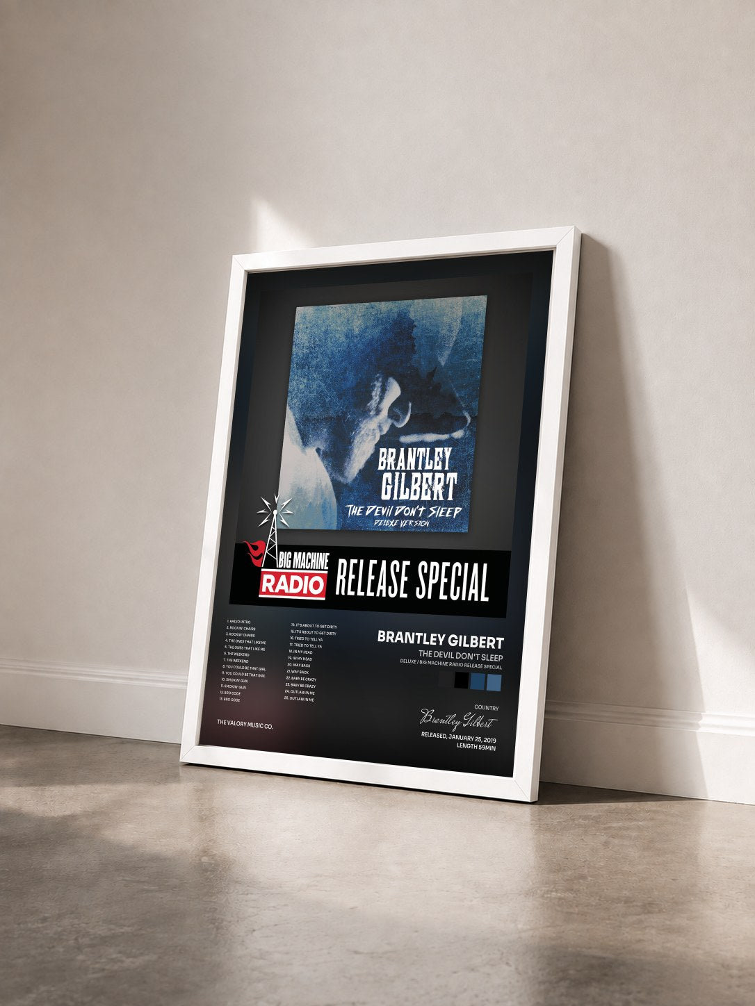 #blanc Tableau de l'album The Devil Don't Sleep (Deluxe / Big Machine Radio Release Special) de Brantley Gilbert vu de trois quarts, cadre blanc
